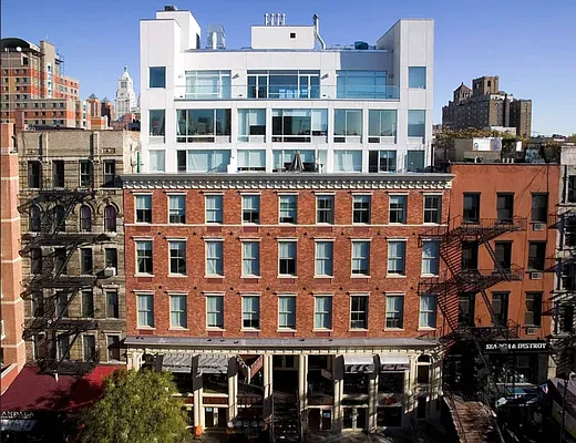 Rented by MOVCAP LLC | media 2