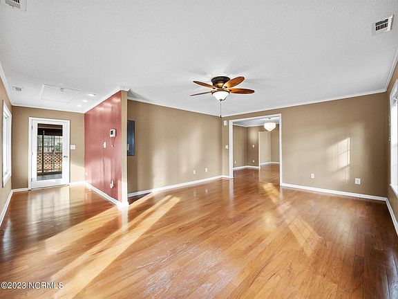 4th image of 104 Lanier Dr