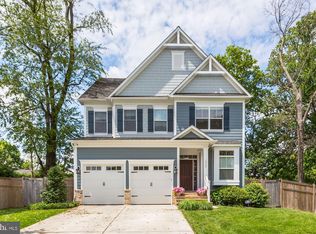 1930 Storm Dr, Falls Church, VA 22043