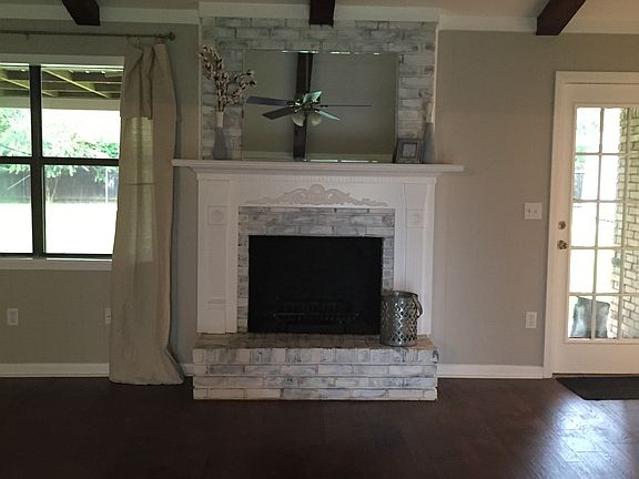 4th image of 317 Greenacres Blvd