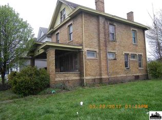 412 8th Ave, Huntington, WV 25701