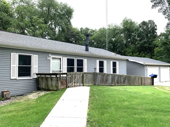 W12130 Duffy Rd, Columbus, WI 53925
