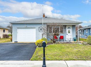 190 Harrington Dr N, Toms River, NJ