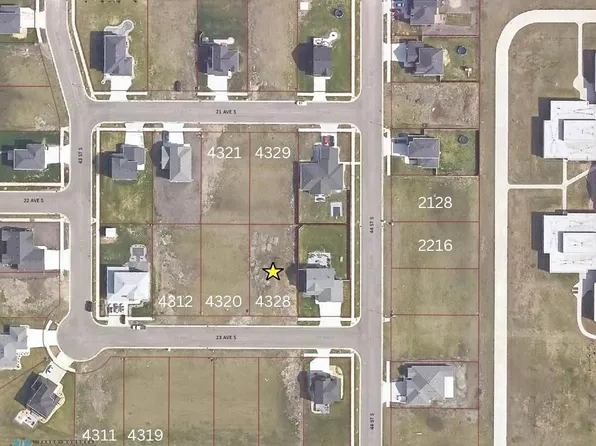 4328 23rd Ave S, Moorhead, MN 56560