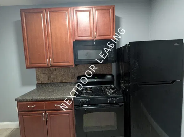 42 W 29th St #1EM, Bayonne, NJ 07002