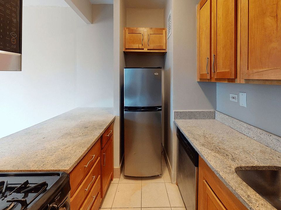 1st image of 80 N Moore St #807A