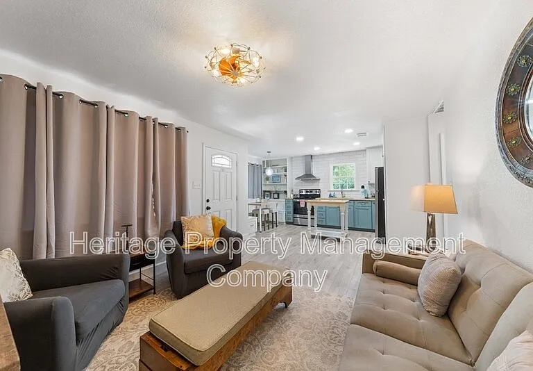 908 Liberty Ave — Photo 8