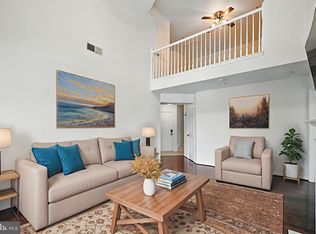 46598 Drysdale Ter UNIT 302, Sterling, VA 20165