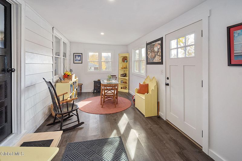4th image of 150 Washington Avenue