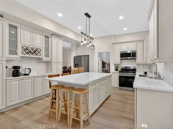 1401 Zion Way, Pine Mountain Club, CA 93222