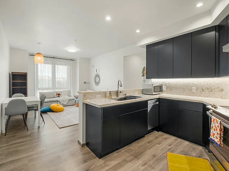 3535 Wawona St #311 — Photo 15