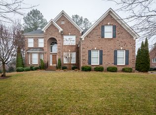 1901 Chestnut Hill Dr, Tega Cay, SC 29708