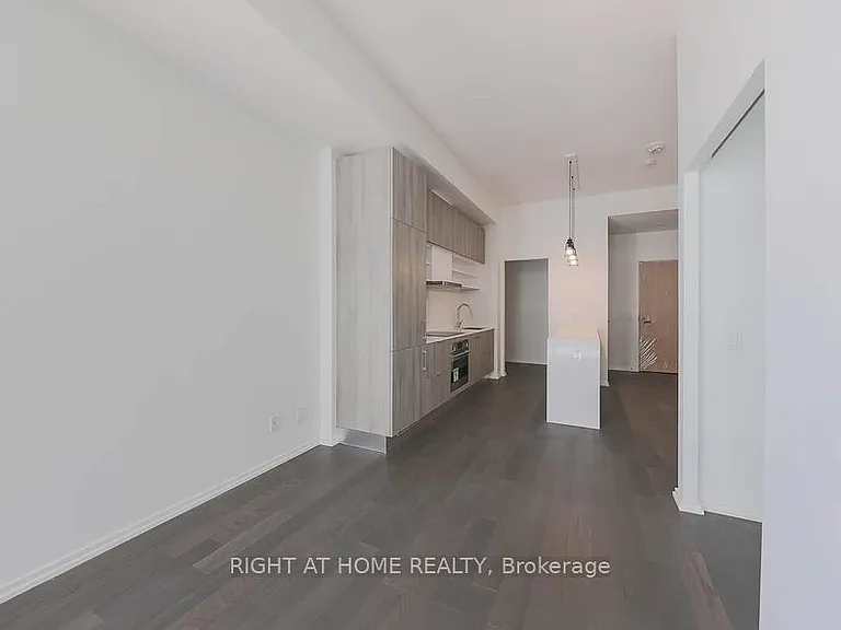 8 Hillsdale Ave E #944 — Photo 4