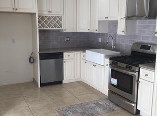 7621 Volga Dr APT 3, Huntington Beach, CA 92647