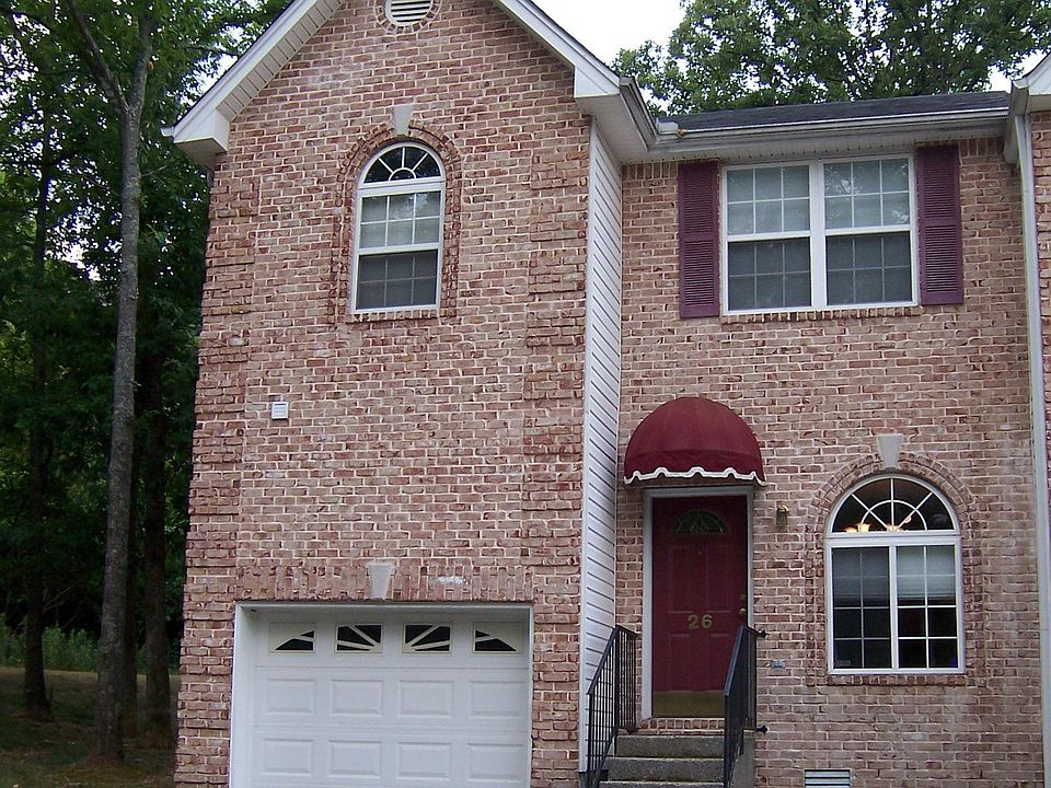 Front of house/1 car garage
