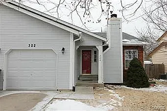 322 Della Dr
