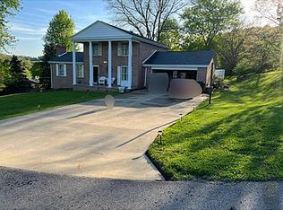 159 Annapolis Dr, New Cumberland, WV