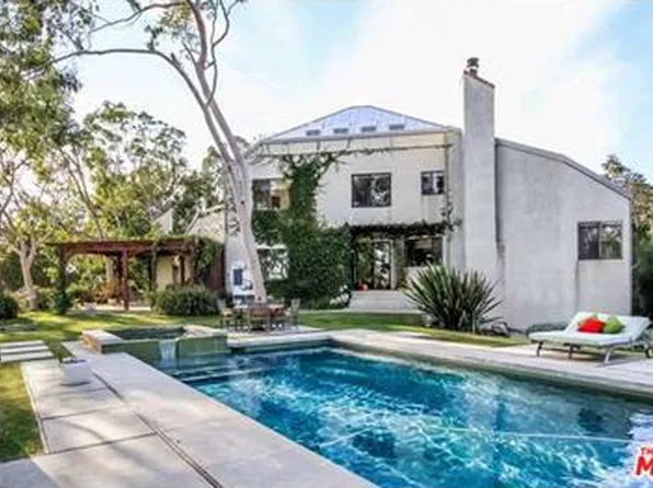21135 Saddle Peak Rd, Topanga, CA 90290