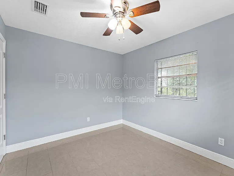 4312 W Nassau St — Photo 31