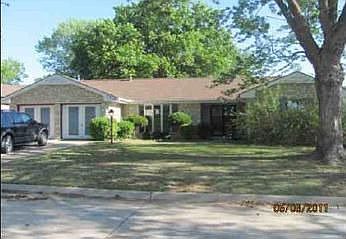 1st image of 7513 NW 11th St