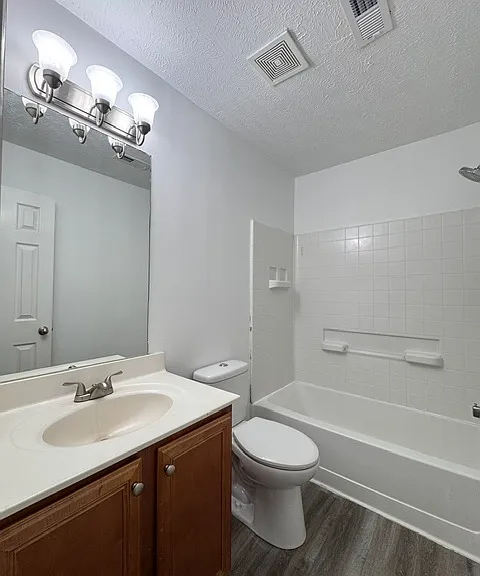 8401 Charbay Cir — Photo 4