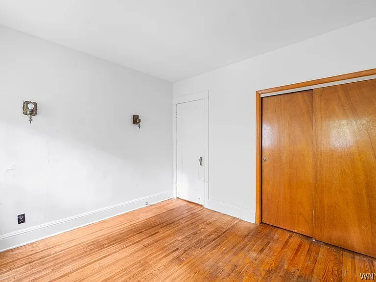 845 Potomac Ave #1 — Photo 14