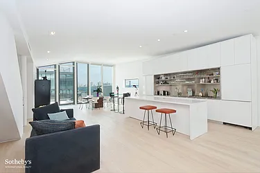 Rented by Sotheby's International Realty