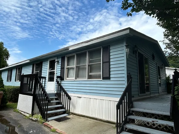 12 Woodland Park, Shelton, CT 06484