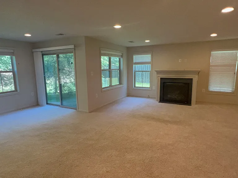 23335 Tradewind Dr — Photo 13