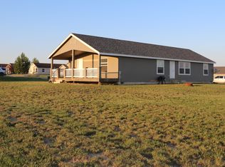 13807 Coteau St, Williston, ND 58801