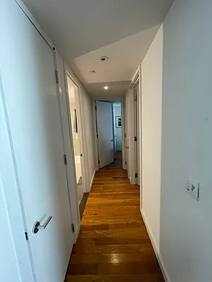 Rented by AYM NYC LLC | media 8