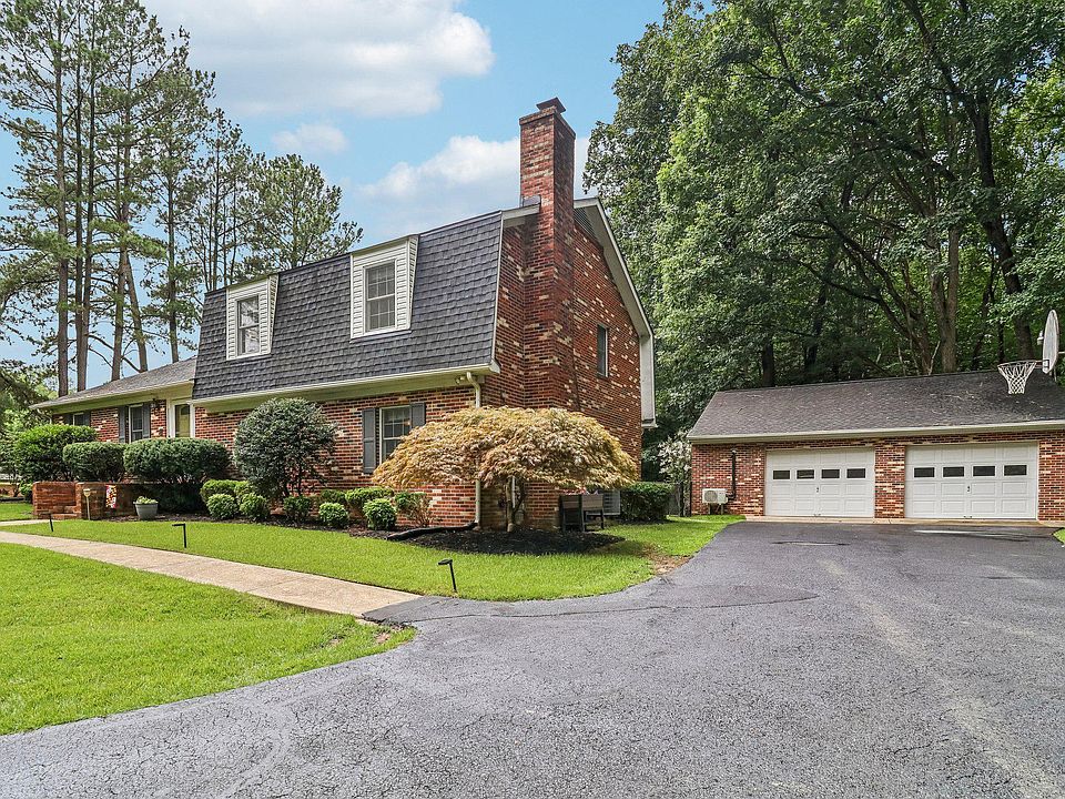 1st image of 6355 Hidden Valley Dr