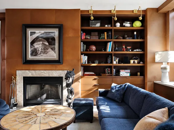 224 West 18th Street image 12 of 19