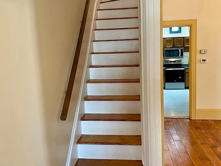 133 S 5th St — Photo 12