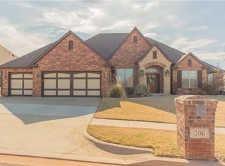 206 Sonora Ln, Norman, OK 73069
