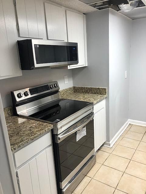 1st image of 6438 Baker Ct #B