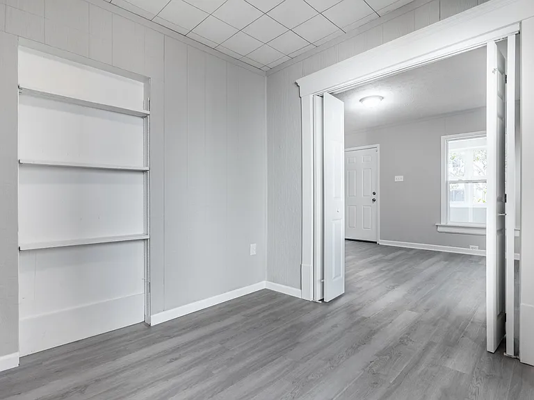 312 Upland Ave — Photo 3