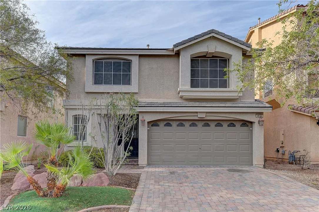3 bed, 2.5 bath, 1685 sqft, $2,255 — Photo 1