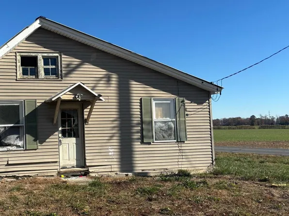 9766 Bayside Dr, Dover, DE 19901