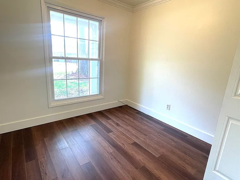 3300 W Hawthorne Ct — Photo 14