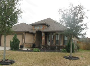 805 Cobble Gate Dr, Brenham, TX 77833