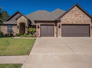 809 NW 186th St, Edmond, OK 73012