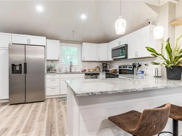 6033 Edith Ave, Kansas City, KS 66104