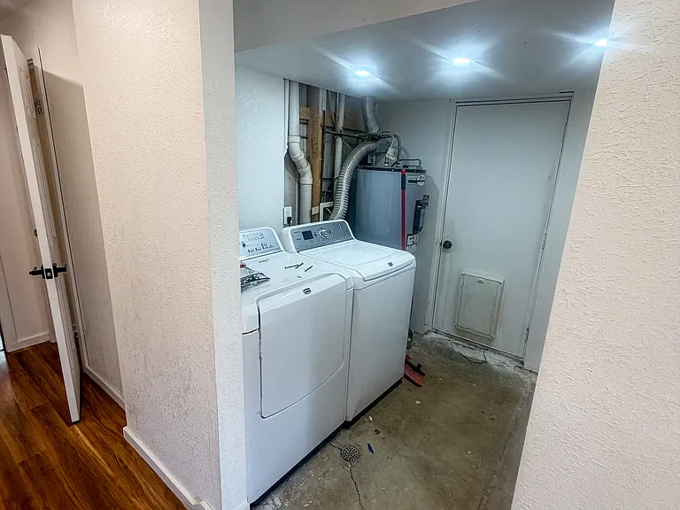 1278 Ridge Rd — Photo 35