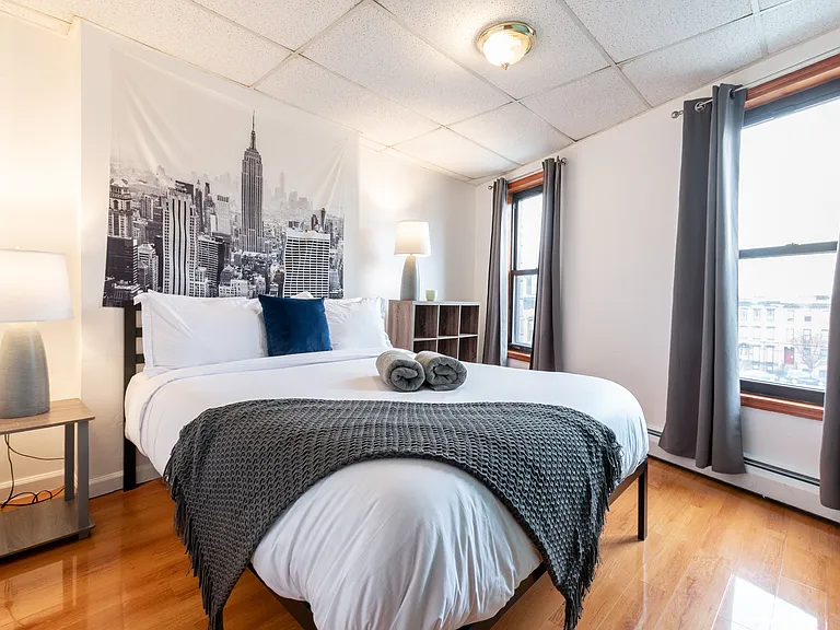 185 Newark Ave #4 — Photo 8