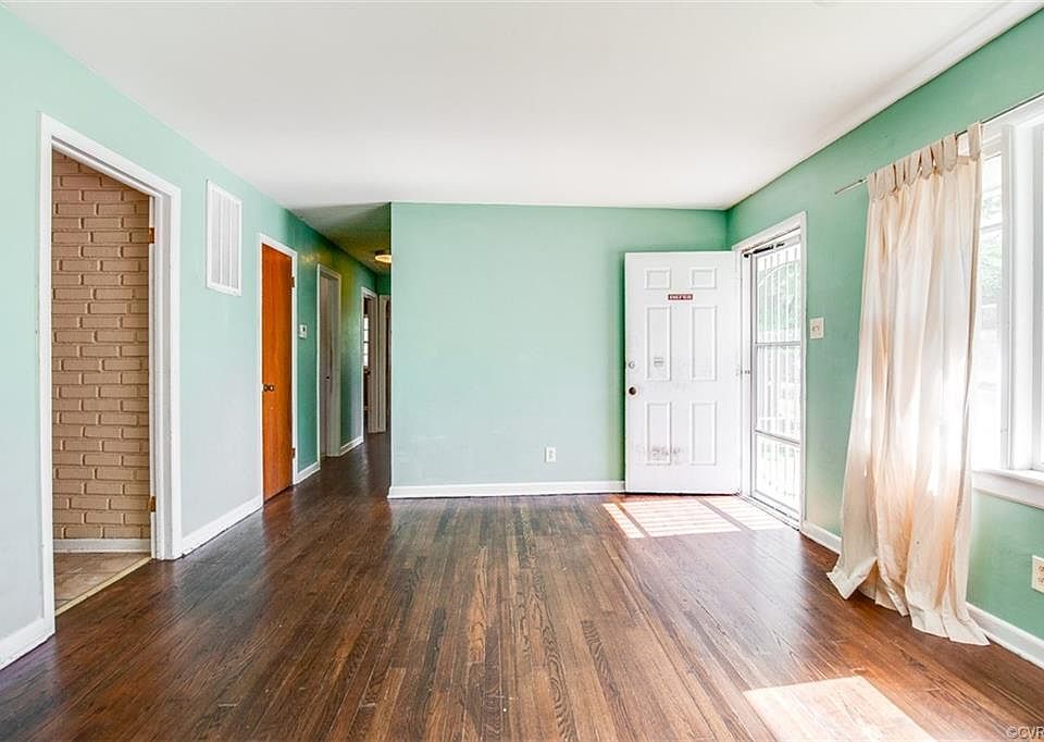 1st image of 1700 N 20th St