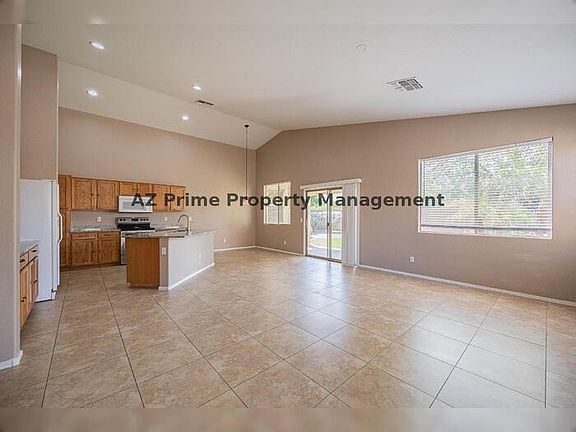 4th image of 6086 S Pearl Dr