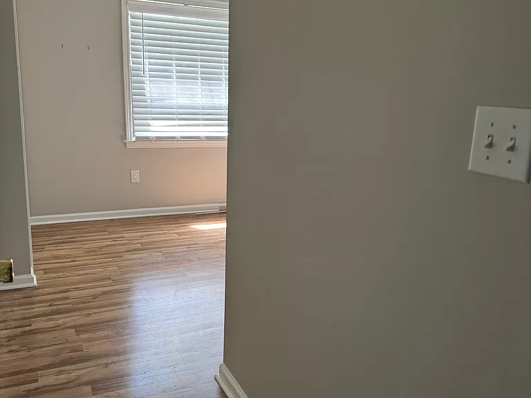 1005 Southwood Dr #6 — Photo 29