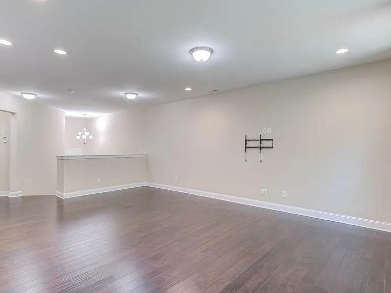 427 Alamosa Pl — Photo 23