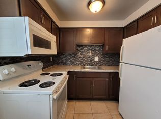 1405 S Taylor St #2, Green Bay, WI 54304